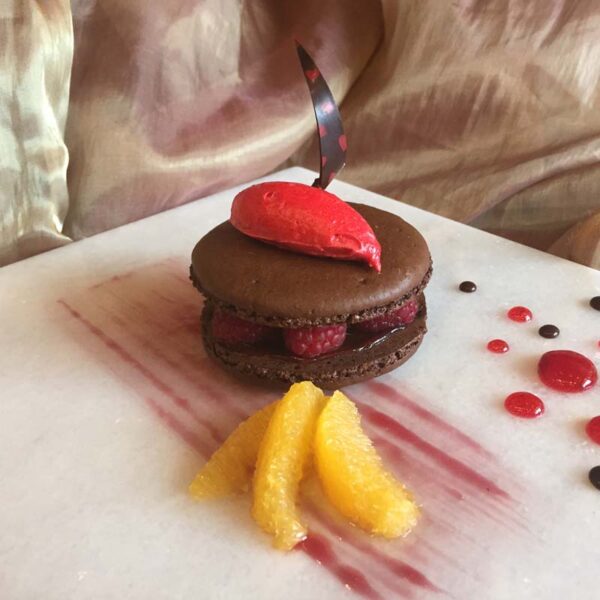 LARGE CHOCOLATE RASPBERRY MACARON